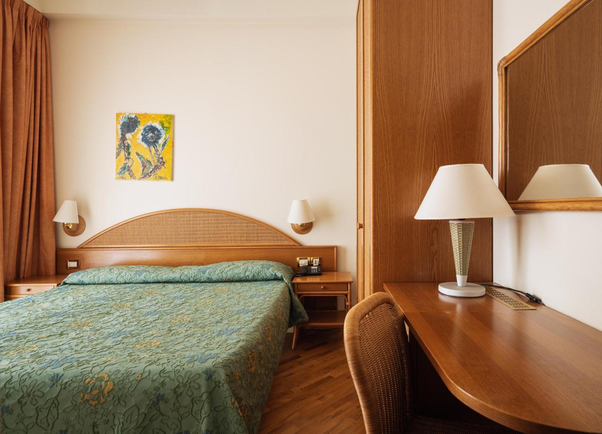 Hotel Scogliera Numana Buitenkant foto